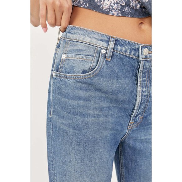 🎉LAST CHANCE🎉 NWT Free People New Dawn Flare Jeans / Belgrade Blue - Picture 5 of 7